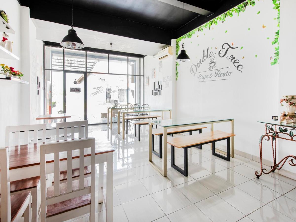 Oyo 3746 Double Tree Guesthouse Purwokerto Exteriör bild