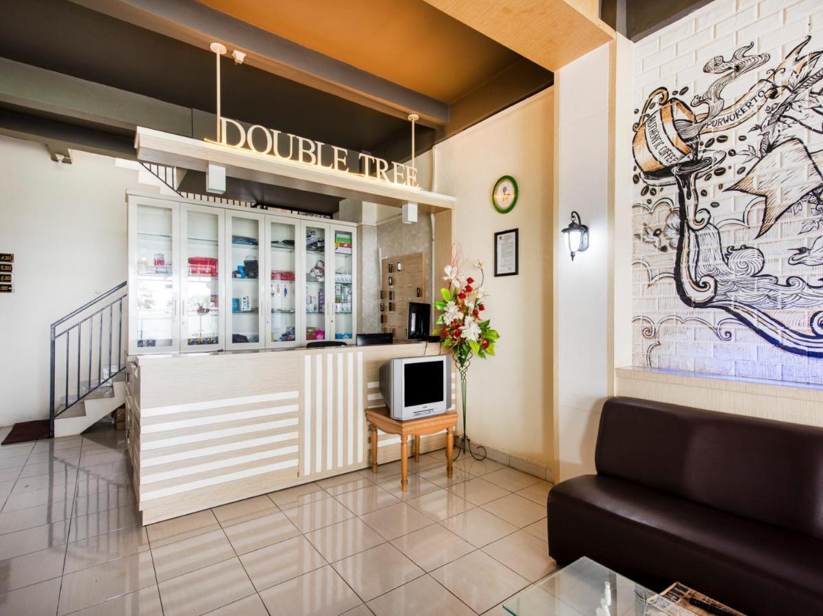 Oyo 3746 Double Tree Guesthouse Purwokerto Exteriör bild
